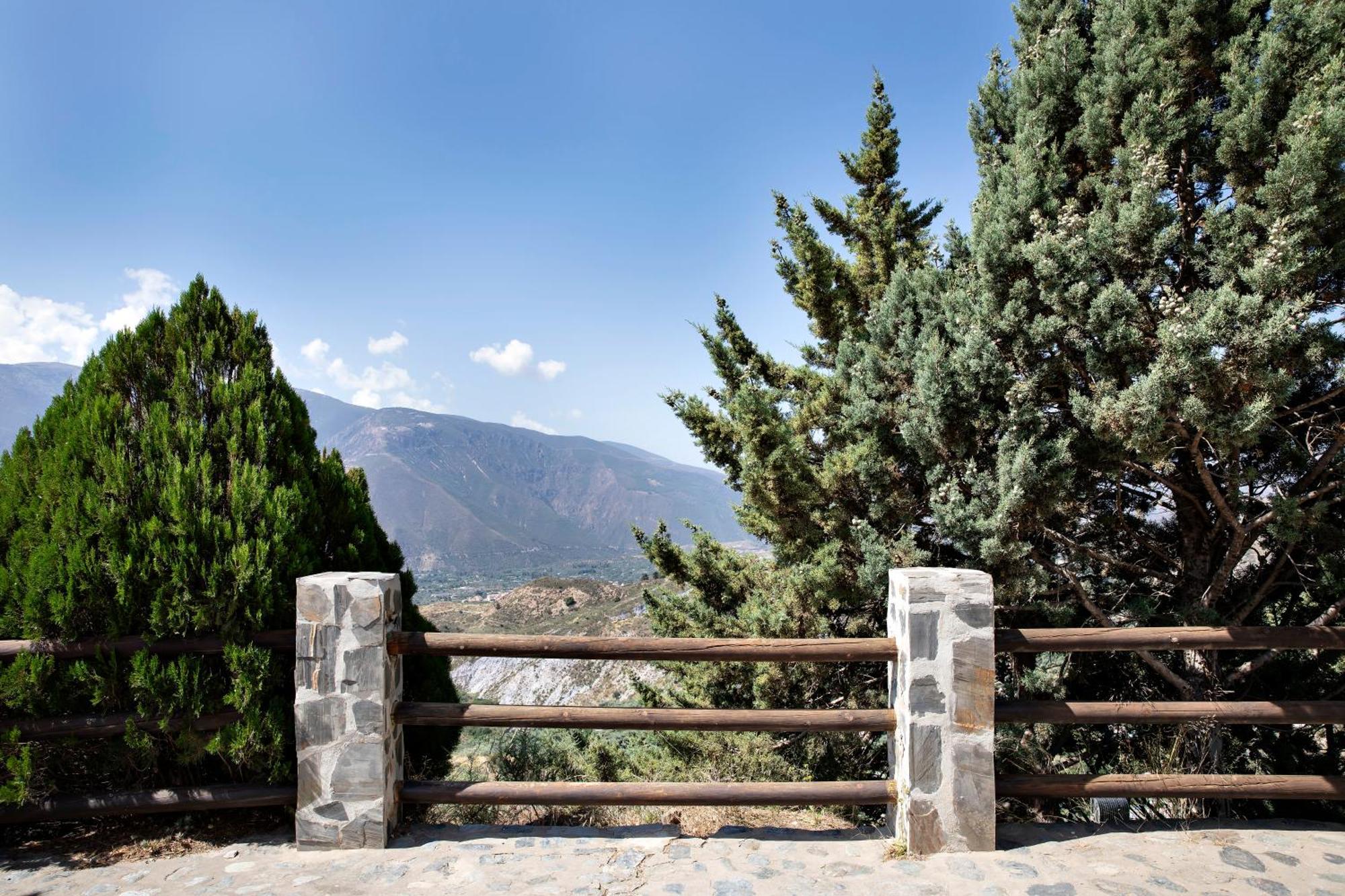Alpujarra Relax Carataunas المظهر الخارجي الصورة